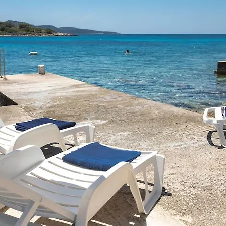 Kuca Za Odmor Iris